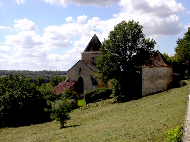 L'église, sur le côteau de Beaulieu - Beaulieu-sur-Sonnette