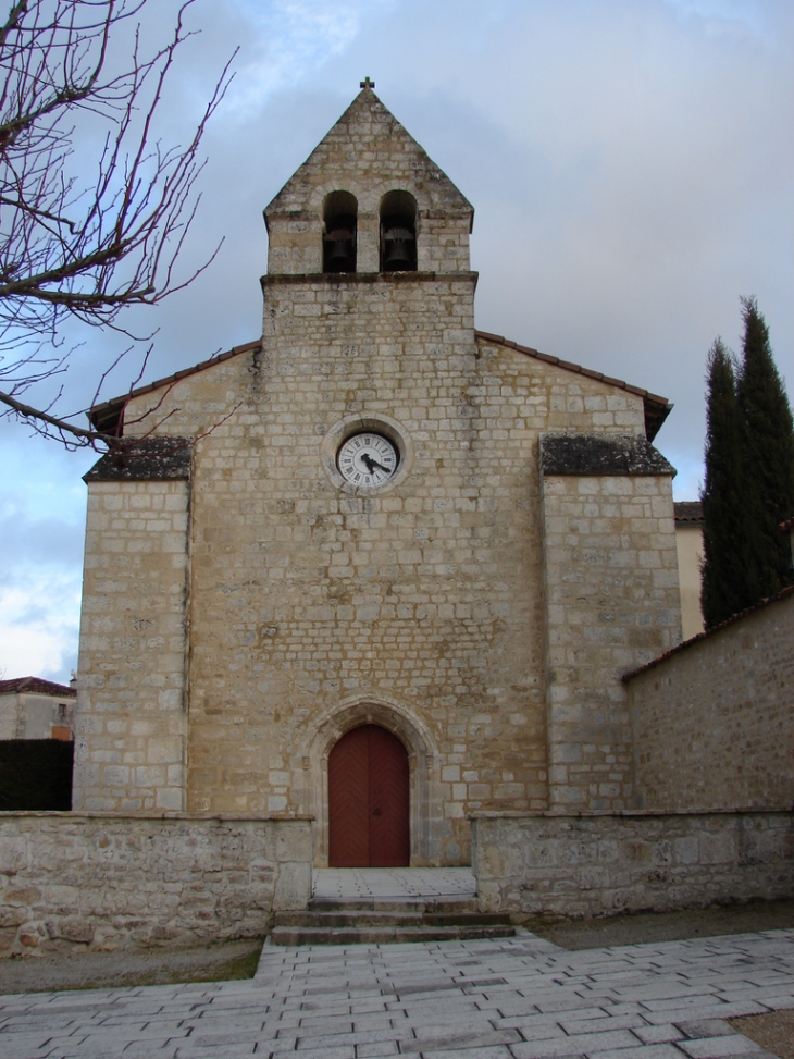 église St Pierre et Liens - Charmé