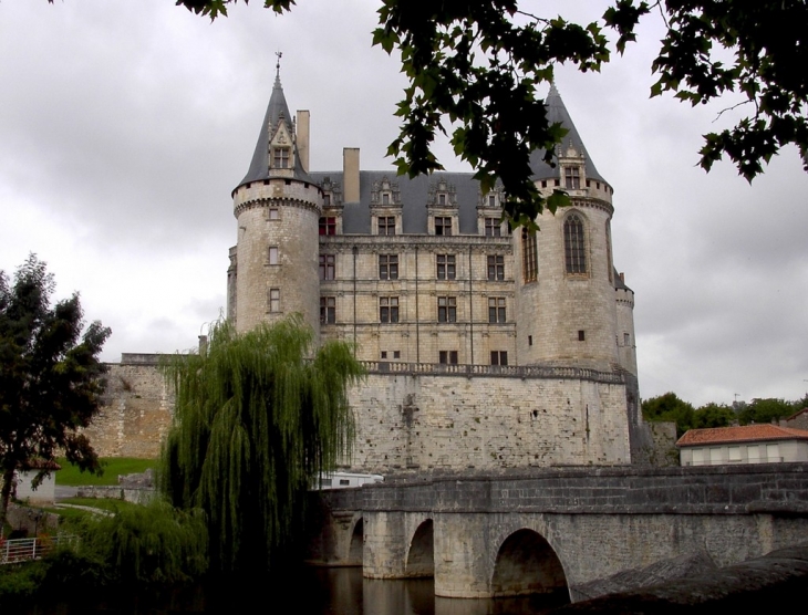 Le château de La Rochefoucauld