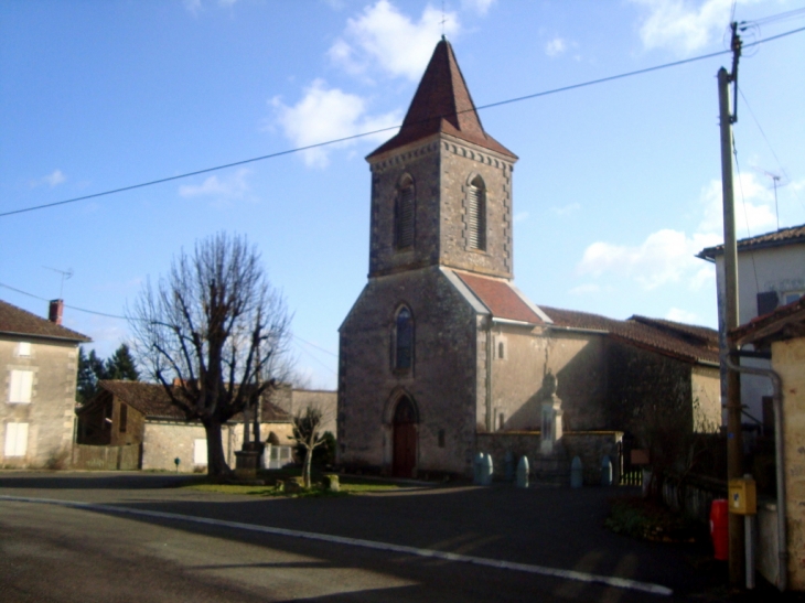 L'église de Chantrezac - Roumazières-Loubert