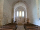 La nef vers le choeur de l'église Sainte-Madeleine.