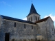 l'Eglise Saint-Médard, ancien prieuré, a été construite au XIIe siècle. Style roman.