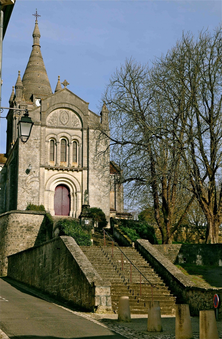 Eglise Saint Romain - Villebois-Lavalette