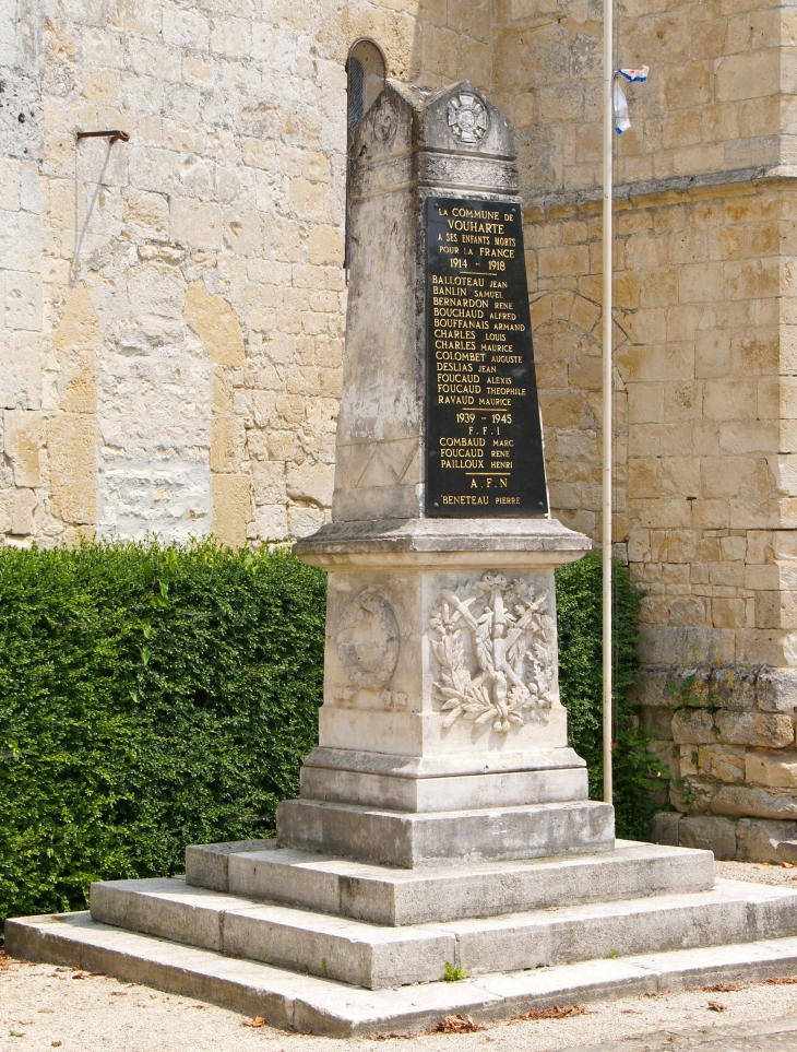 Le Monument aux Morts - Vouharte