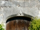 Photo précédente de Vouthon detail-linteau-sculté de la porte de la commanderie.
