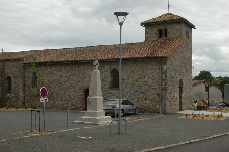 Eglise Saint Pierre  - Adilly