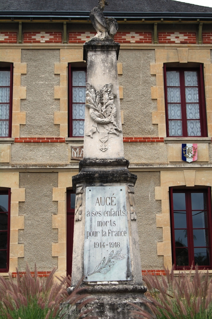 Monument aux Morts pour la France  - Augé