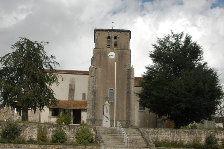 L'église romane - Azay-sur-Thouet