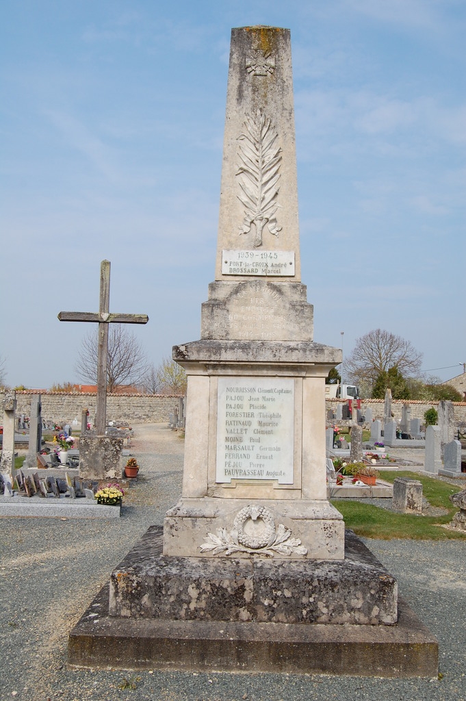 Le Cormenier monuments aux morts pour la France - Beauvoir-sur-Niort