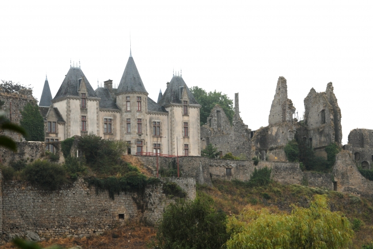Le chateau  - Bressuire