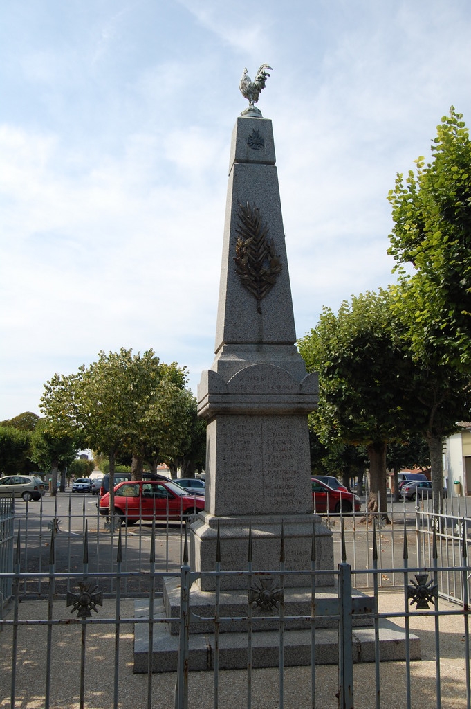 Monument aux Morts pour la France - Brioux-sur-Boutonne
