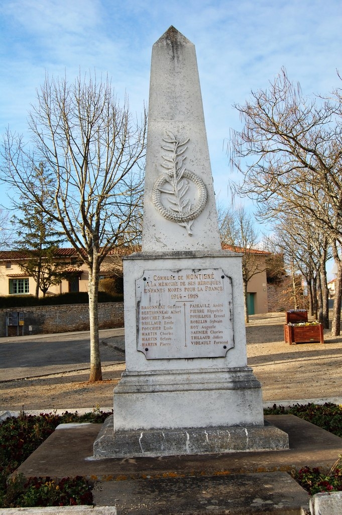 Monument aux Morts pour la France - Celles-sur-Belle