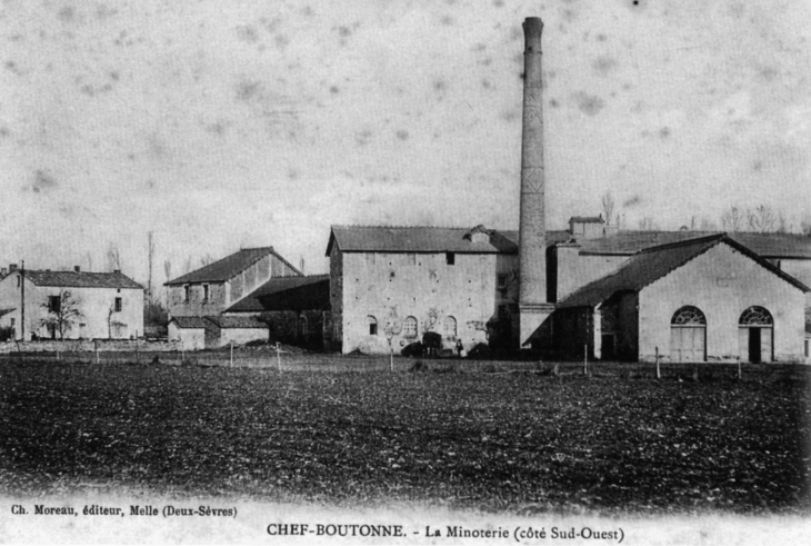La Minoterie (coté sud ouest), vers 1905 (carte postale ancienne). - Chef-Boutonne