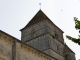 Le clocher de l'église romane Saint-Chartier.