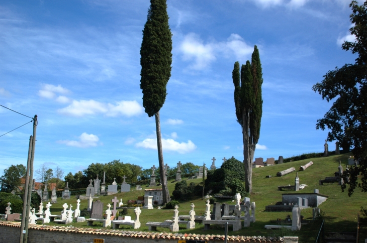 L' ancien cimetière - Crézières