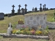 Colombarium en pierres conçu et érigé par la municipalité dans le cimetière de Crézières