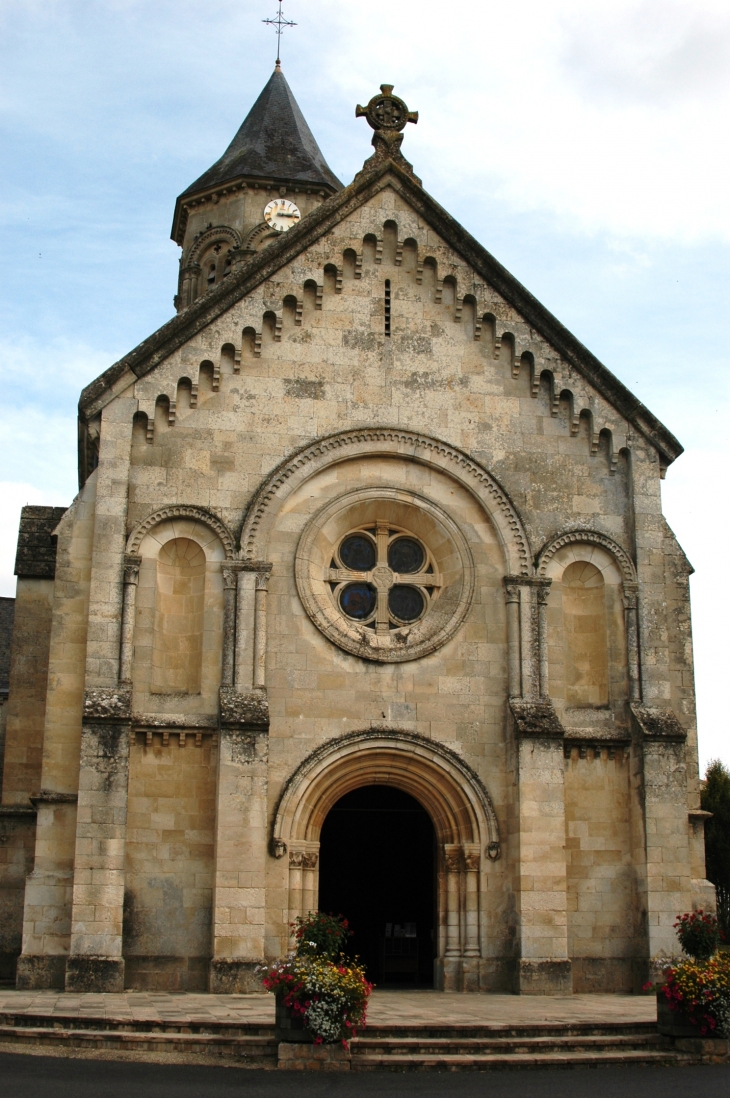 L'église Notre Dame  - Échiré