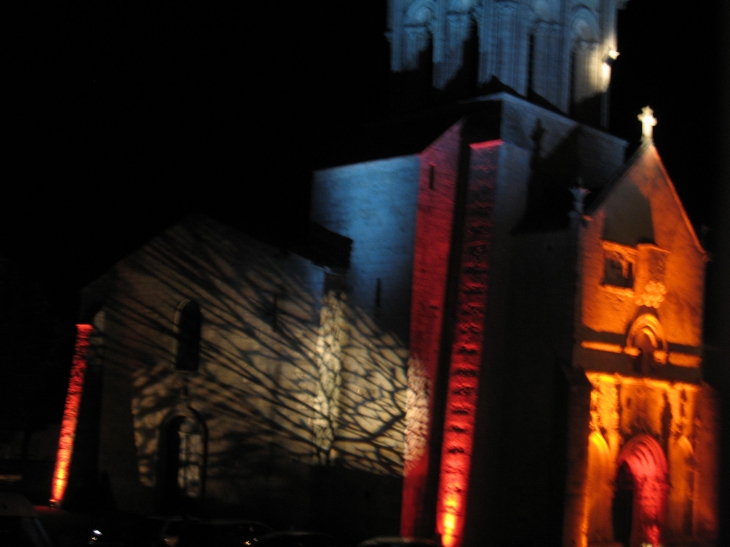 Nuit romane église Saint Pierre - Frontenay-Rohan-Rohan