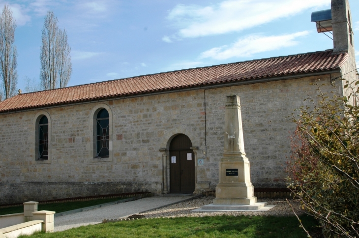 L'église - La Chapelle-Pouilloux