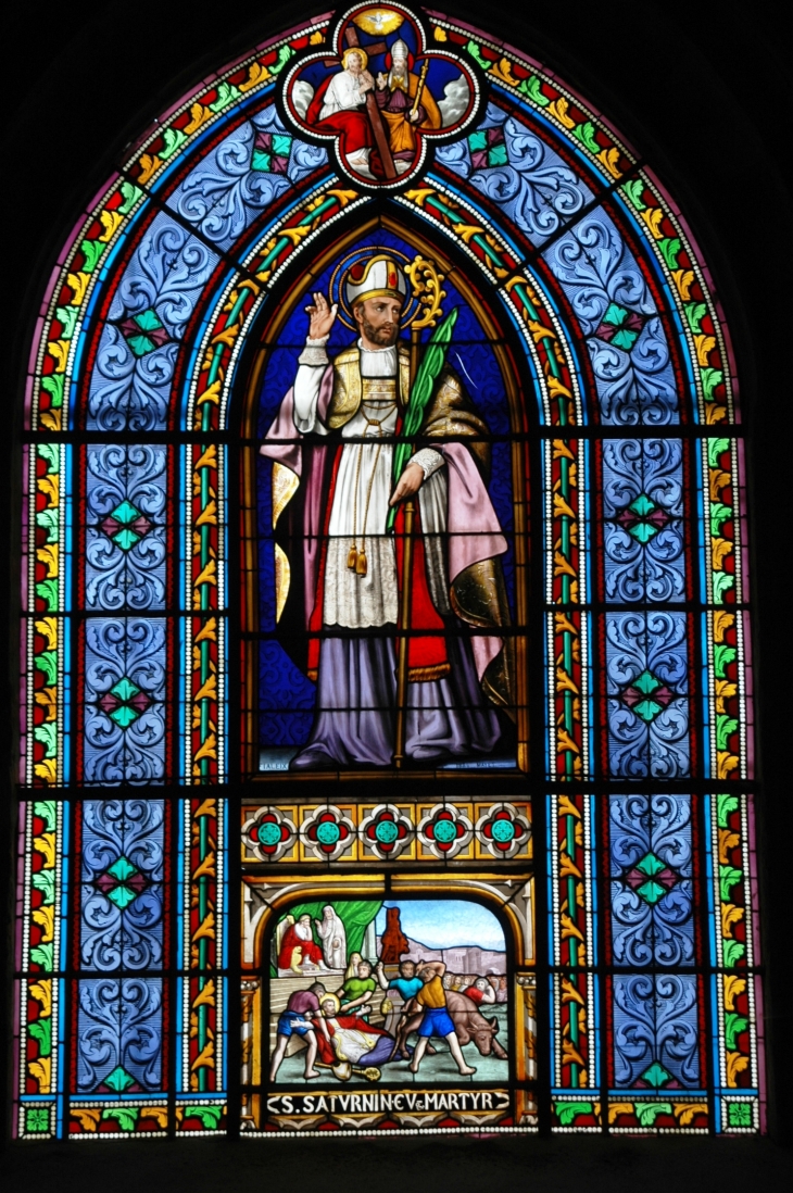 Vitrail de l'église representant St Saturnin - Le Tallud