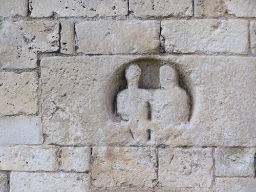 Cippe funairaire romain réemployé dans l'église St Hilaire - Melle