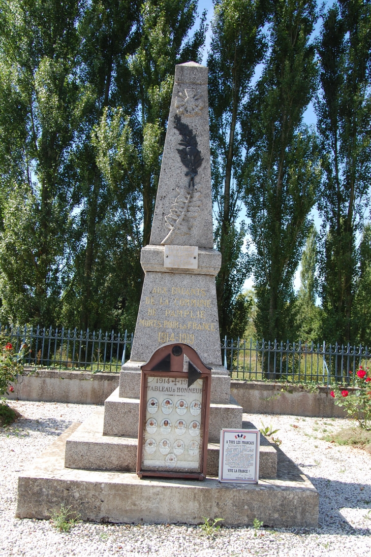 Monuments aux morts pour la France  - Pamplie