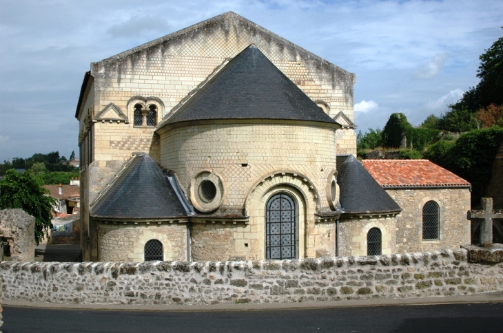 L'église St Généroux - Saint-Généroux