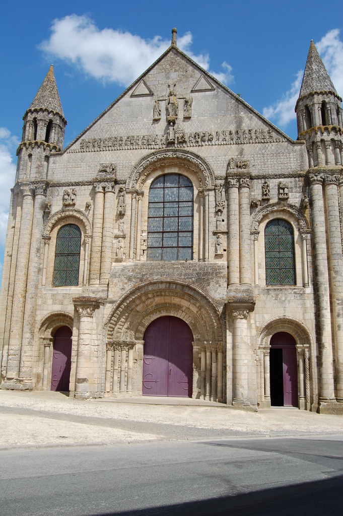 Le portail - Saint-Jouin-de-Marnes