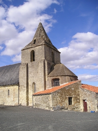 Eglise de st Léger de Montbrun - Saint-Léger-de-Montbrun