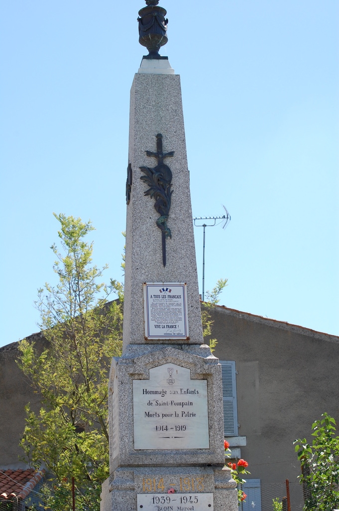 Monument aux Morts pour la France - Saint-Pompain
