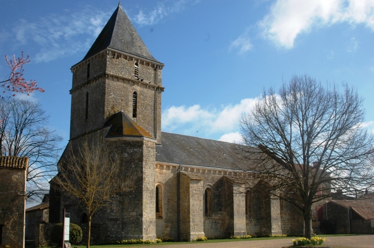 L'église - Sainte-Soline