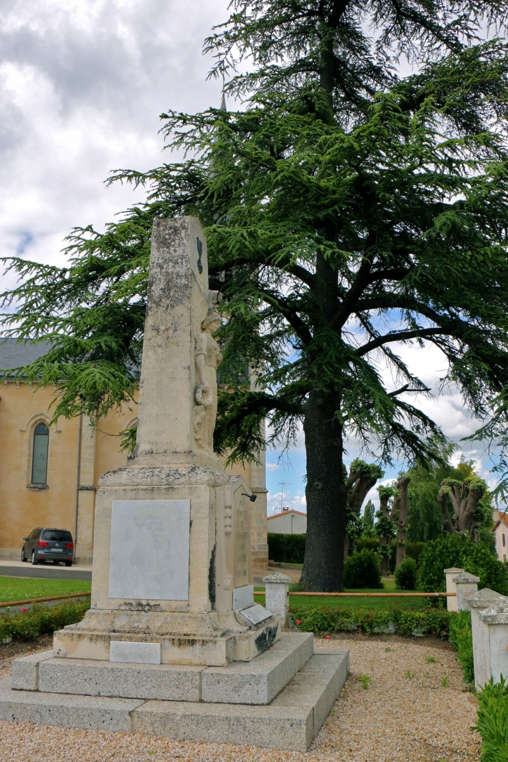 Le Monument aux Morts - Sansais