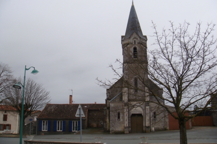 L'Eglise - Saurais