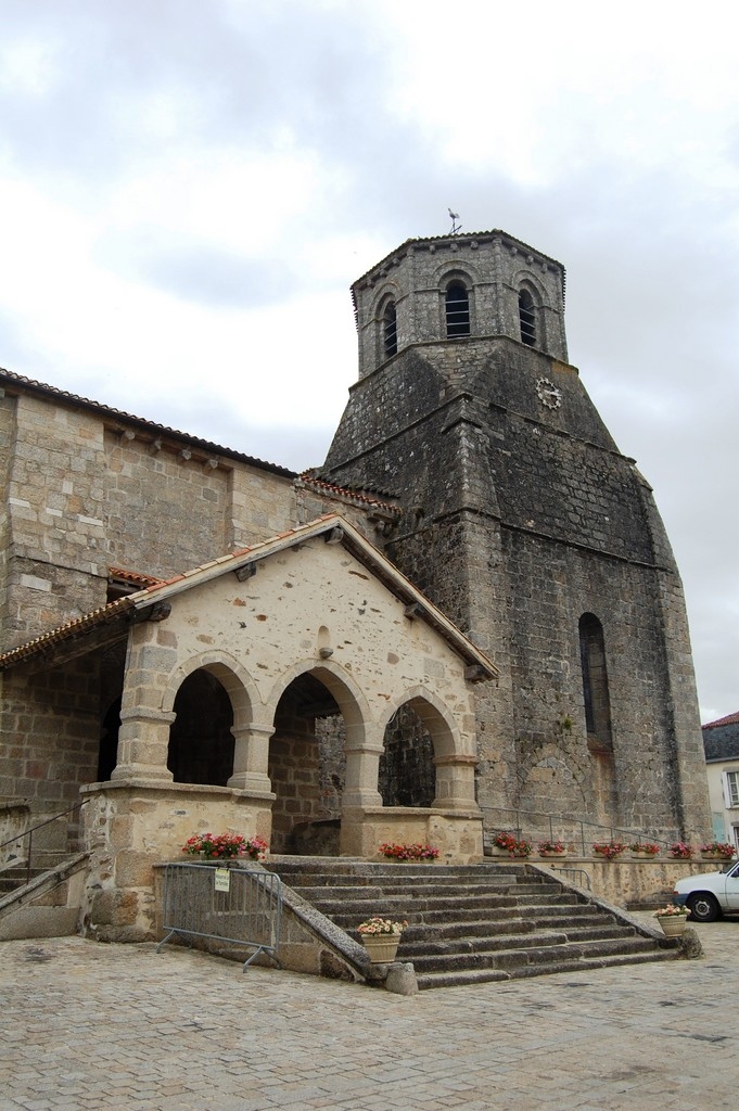 Eglise Ste Eulalie - Secondigny