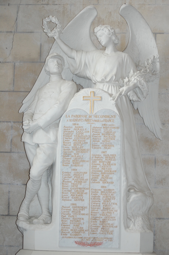 Monument aux Morts pour la France - Secondigny