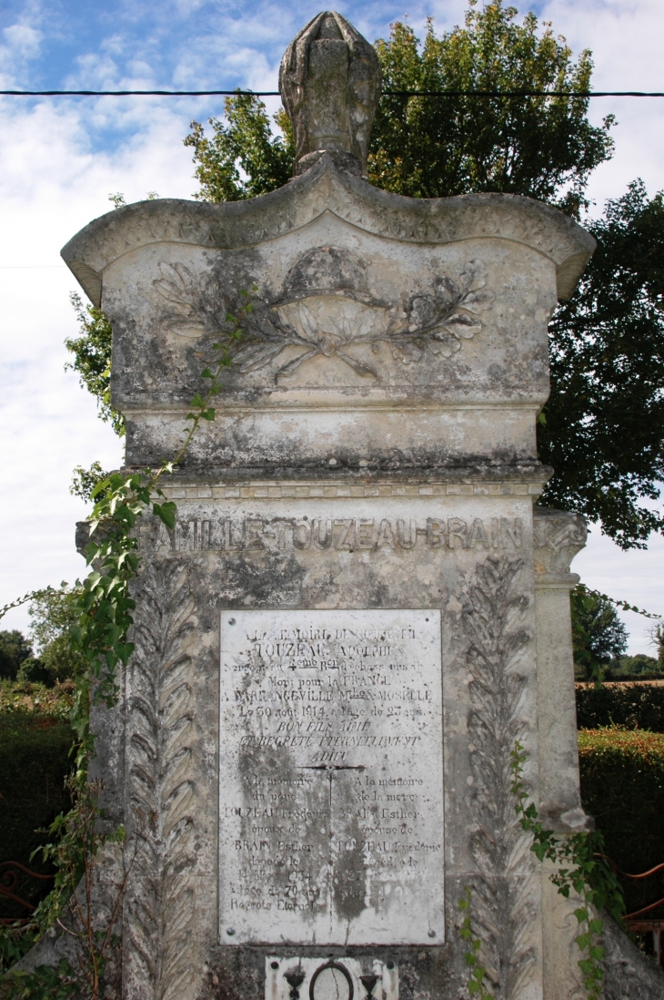 Cimetière familial à Le Tublier  - Sepvret