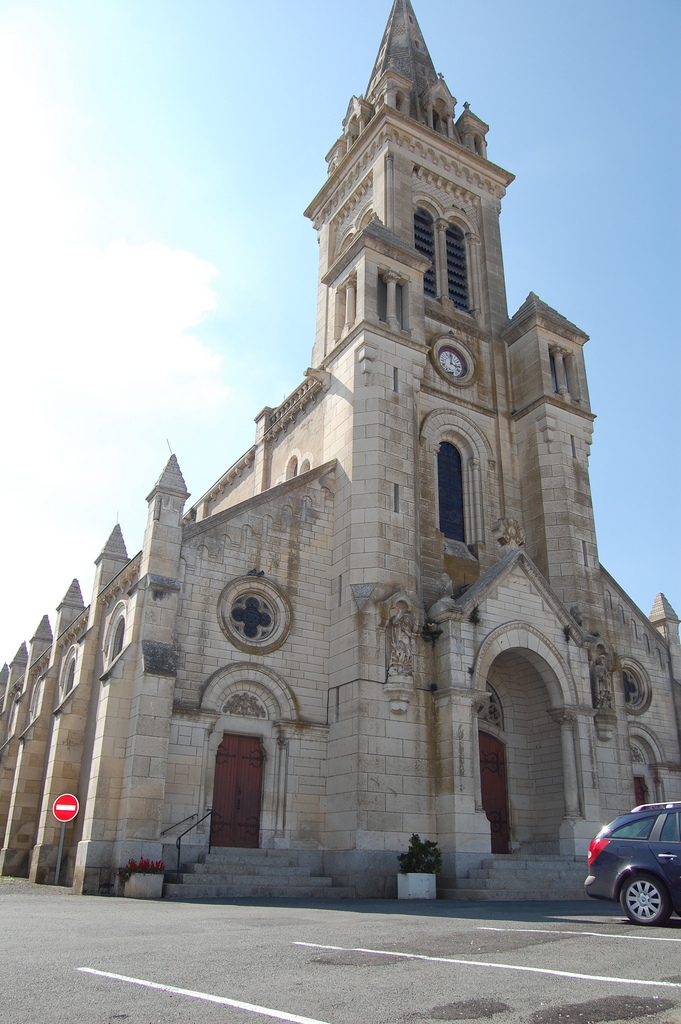 Eglise  - Thénezay