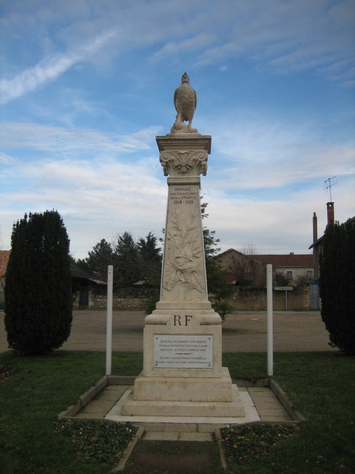 Monument aux morts - Archigny