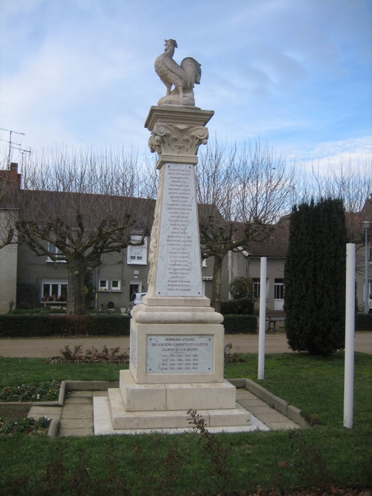 Monument aux morts - Archigny