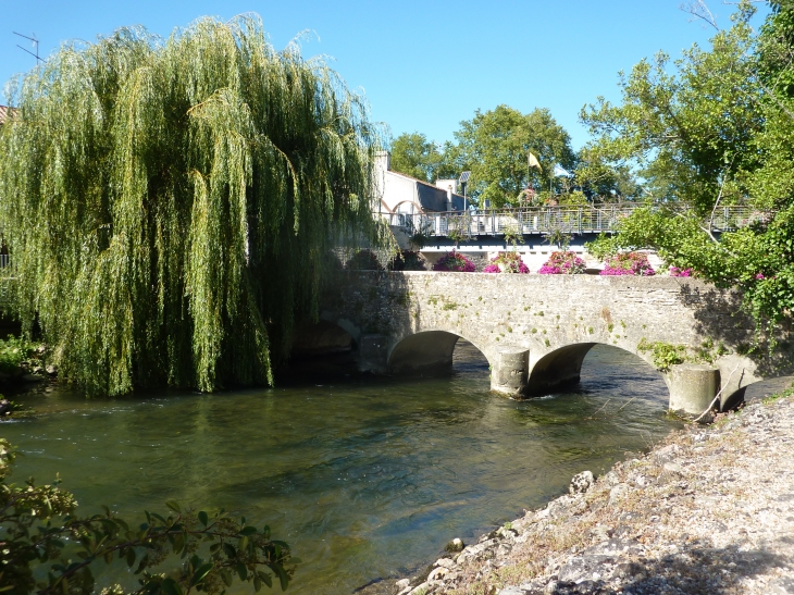  - Chasseneuil-du-Poitou