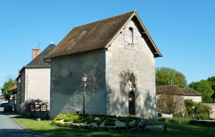 Chapelle Sainte-Catherine du XVe siècle. - Jouhet