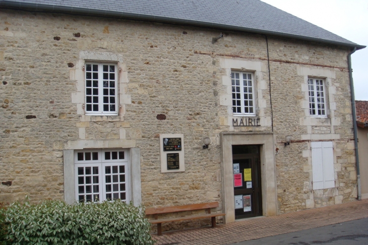 La Mairie - Latillé