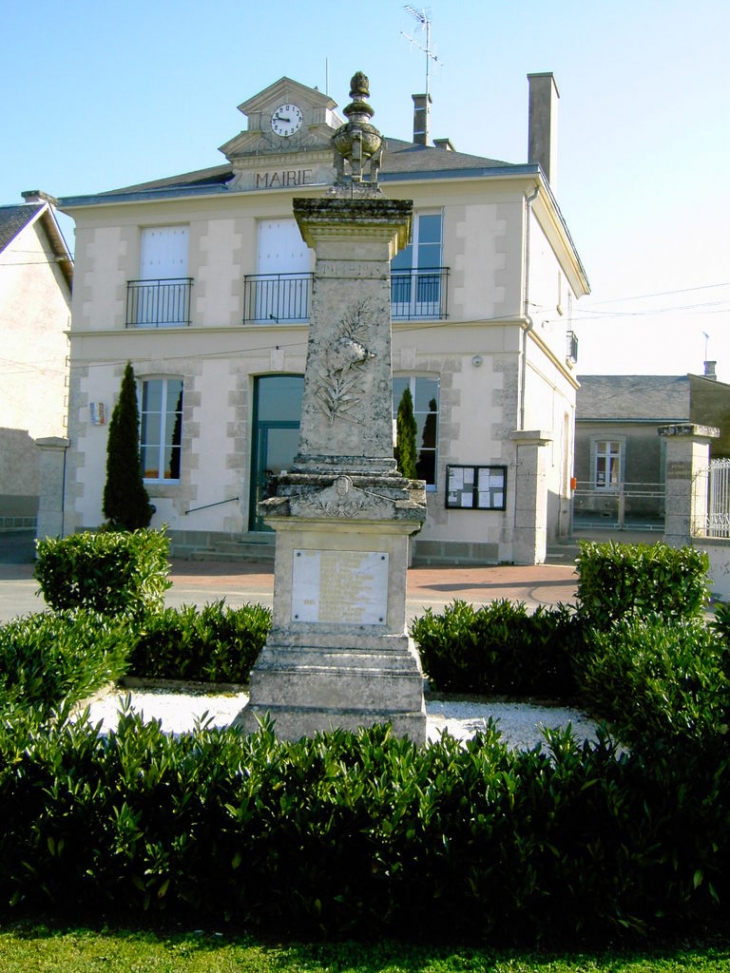 MAIRIE - Leignes-sur-Fontaine