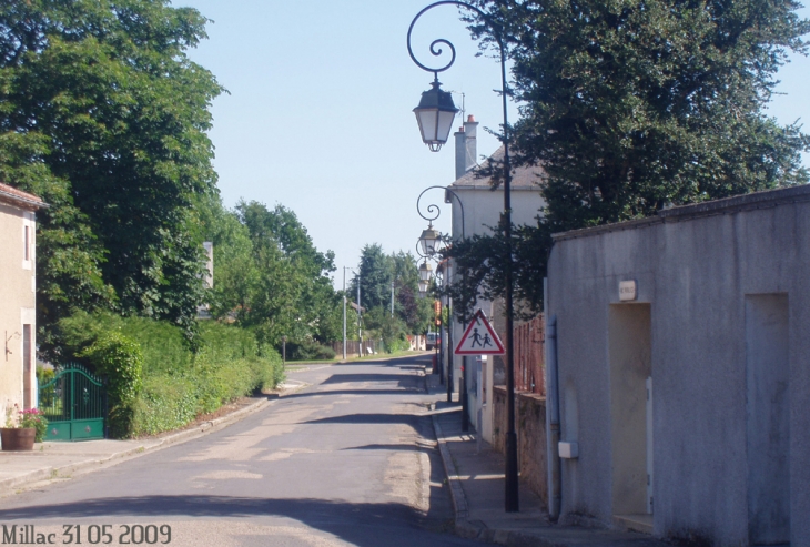 Centre du village - Millac