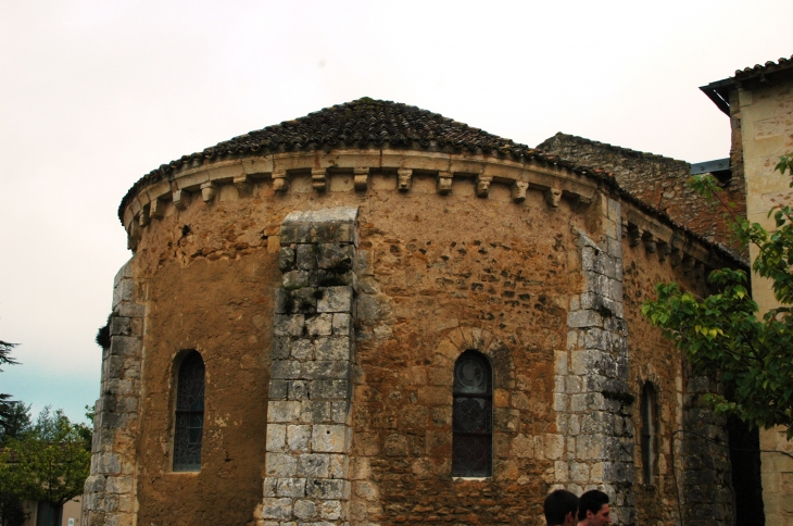 Eglise  romane  - Moncontour
