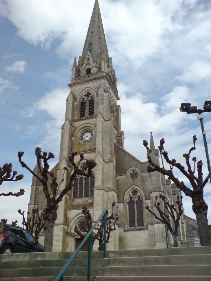 Eglise Saint Martial - Montmorillon