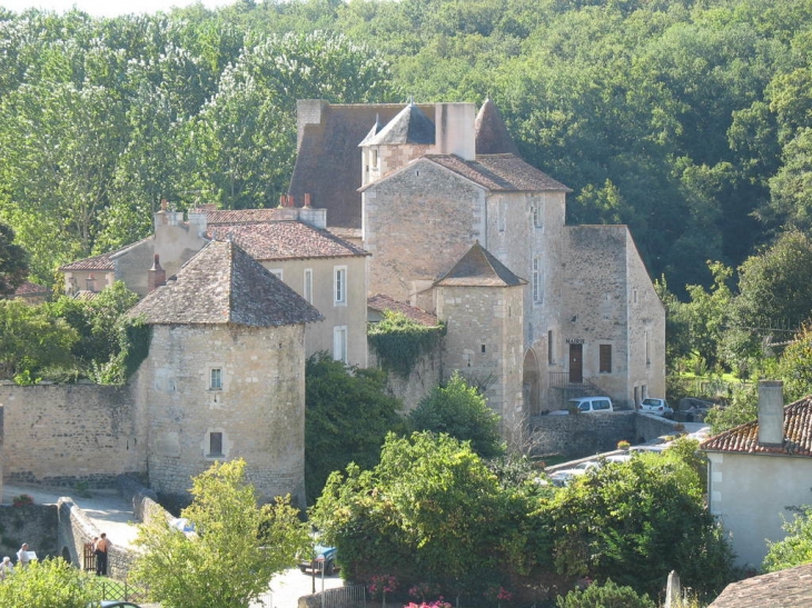 Abbaye de Nouaillé, vue générale - Nouaillé-Maupertuis