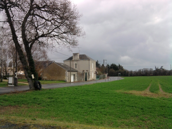 Quelques part à Poitiers Breuil Mingot.