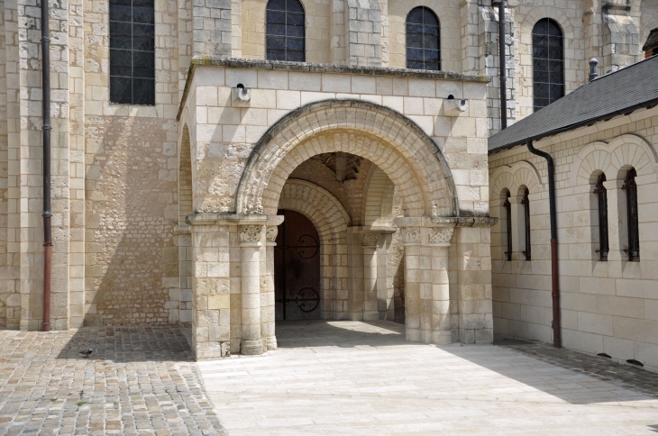 NOTRE DAME LA GRANDE - Poitiers