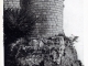 La Tour de l'Oiseau prise au bas du jardin de Blossac, vers 1920 (carte postale ancienne).